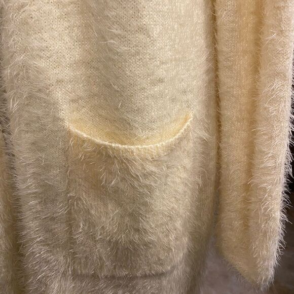 NWT Idem Ditto Open Cardigan Ivory Size L Front Pockets SOFT - Picture 12 of 12